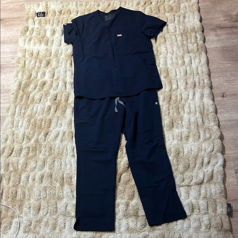 Figs Women's Dark Blue Scrub Set
